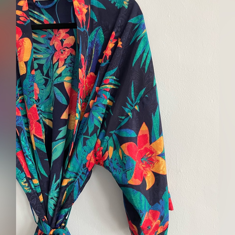 Valerie Stevens Long Floral Robe (Size L) - Picture 2 of 4
